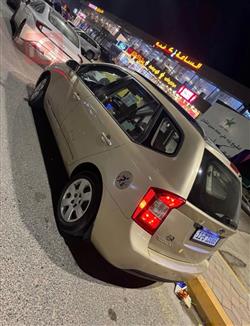 کیا کارینس